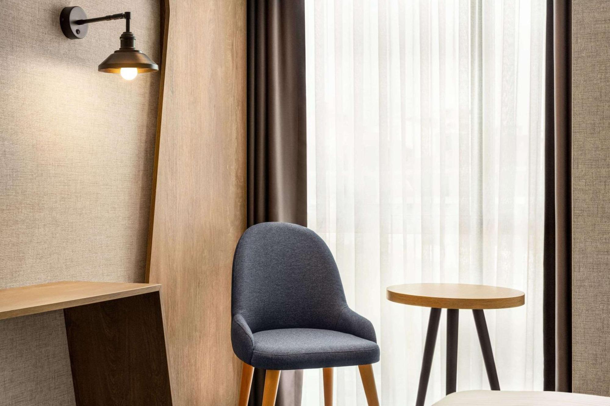 Ramada Encore By Wyndham Istanbul Arnavutkoy Exteriör bild